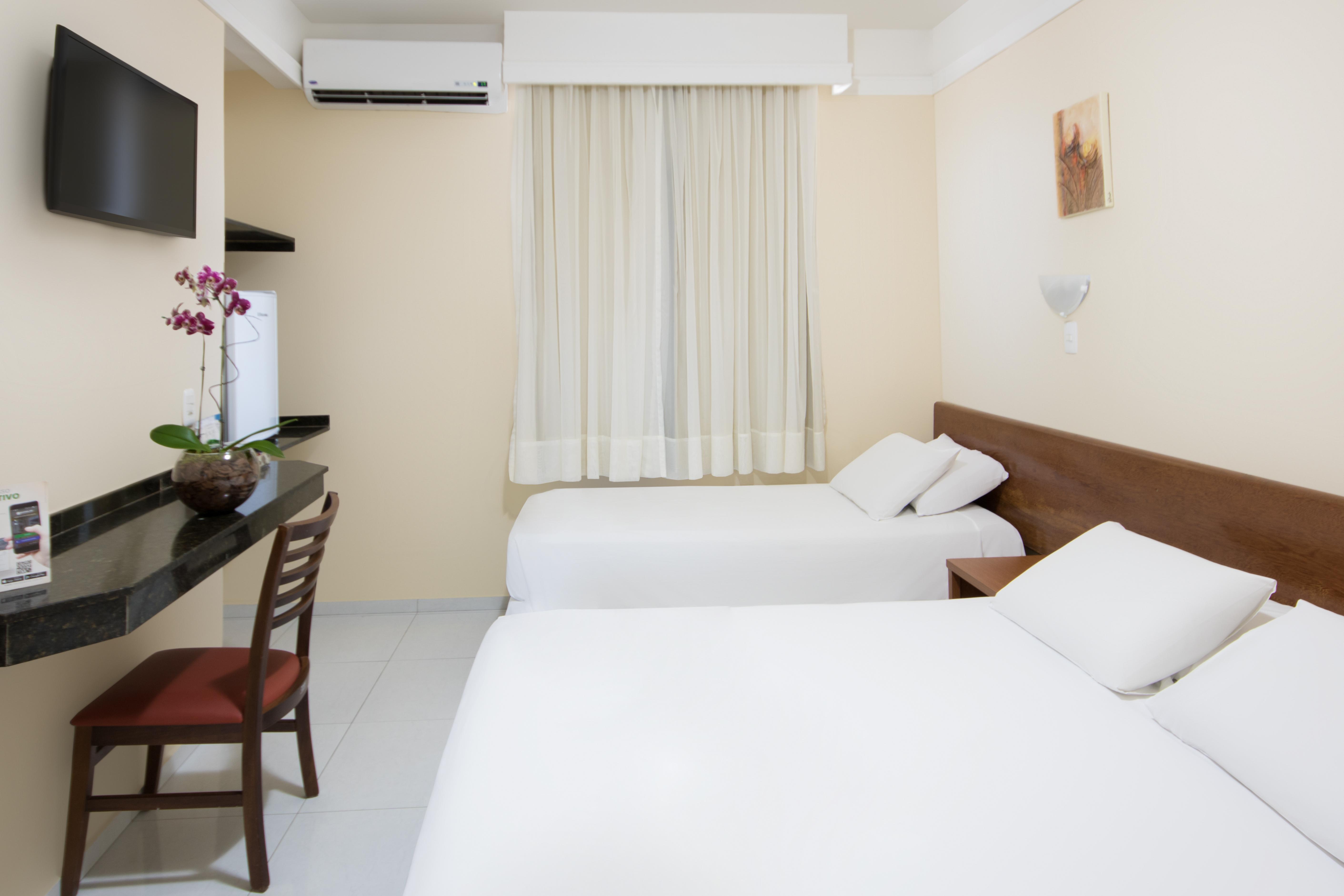 Hotel Dan Inn Express Foz Do Iguacu By Nacional Inn Esterno foto